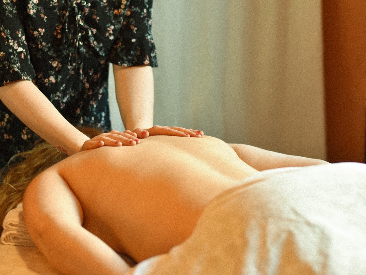 Amanda Prokop RMT, Massage Therapy