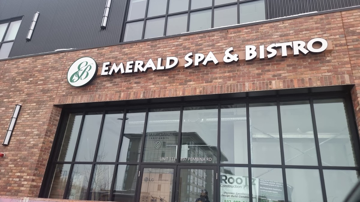 Emerald Spa & Bistro