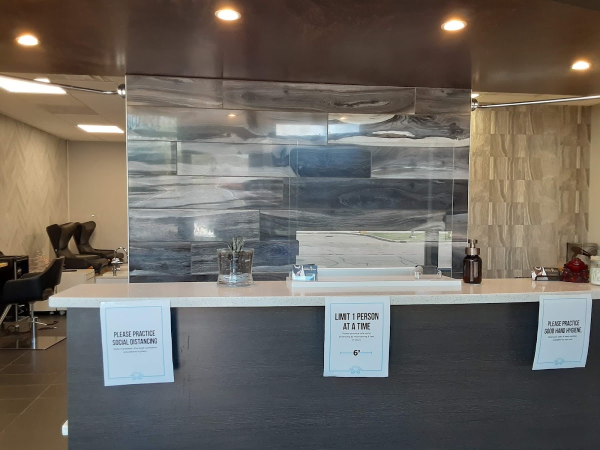 Amy salon n massage photo 2